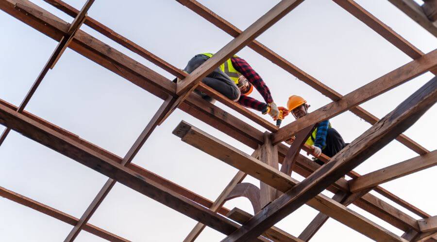 Expert Emergency Roof Repairs services in Mammoth Lakes, CA